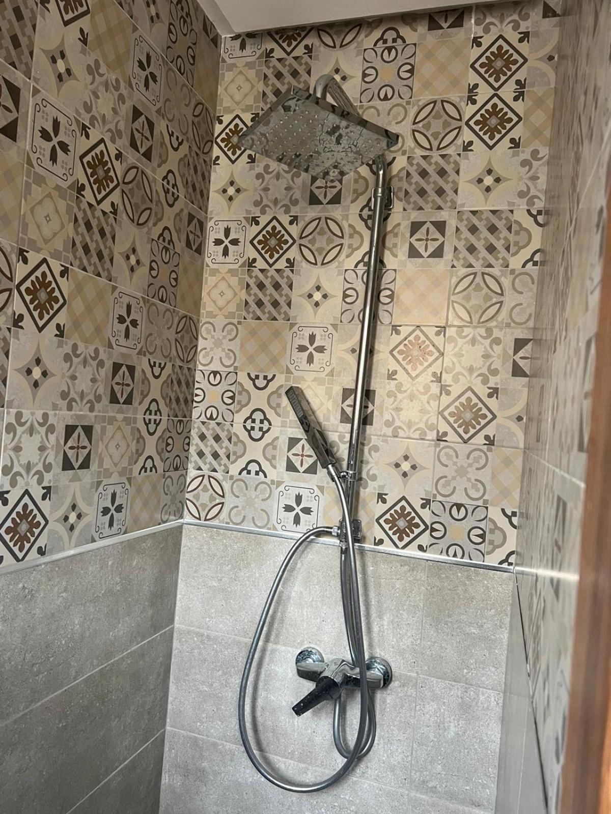 Hotel Transatlantique Tunis Extérieur photo